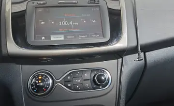 Renault Sandero 2015 года за 25 990 BYN в Минск