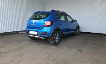 Renault Sandero 2015 года за 25 990 BYN в Минск