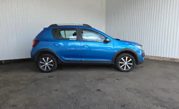 Renault Sandero 2015 года за 25 990 BYN в Минск