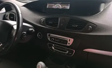 Renault Scenic 2014 года за 26 590 BYN в Минск