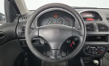 Peugeot 206 2009 года за 6 590 BYN в Минск