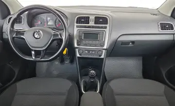 Volkswagen Polo 2015 года за 23 990 BYN в Минск
