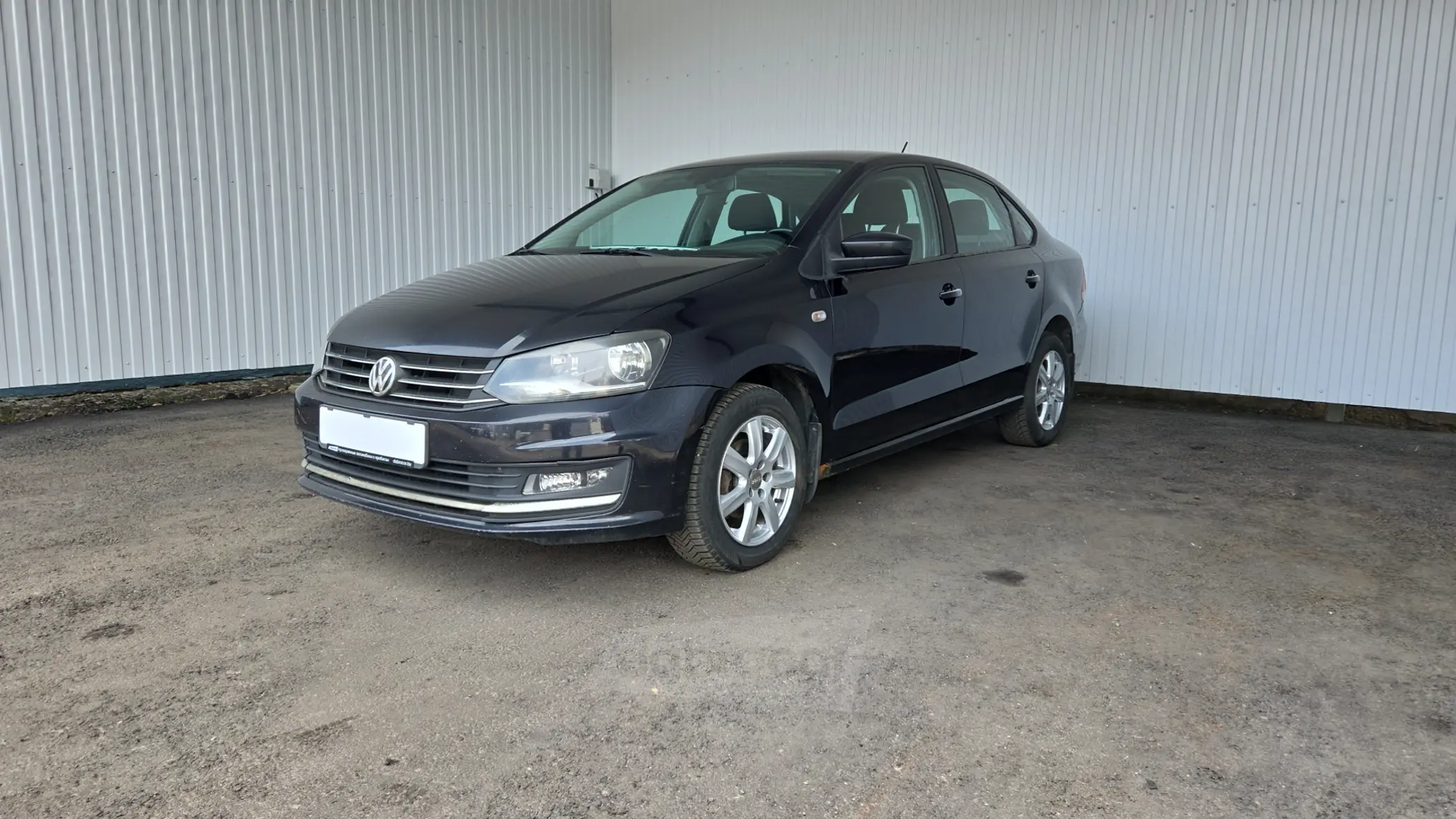 Volkswagen Polo 2015 года за 23 990 BYN в Минск