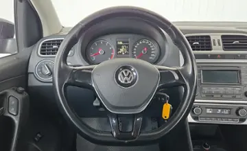 Volkswagen Polo 2015 года за 23 990 BYN в Минск