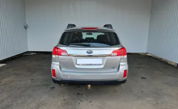 Subaru Outback 2010 года за 30 990 BYN в Минск