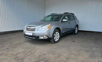 Subaru Outback 2010 года за 30 990 BYN в Минск