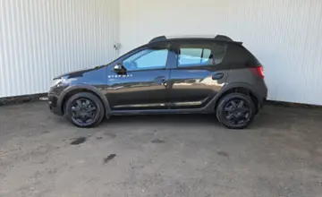 Renault Sandero 2016 года за 24 990 BYN в Минск