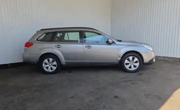 Subaru Legacy 2010 года за 22 990 BYN в Минск