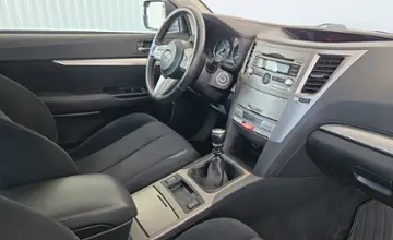 Subaru Legacy 2010 года за 22 990 BYN в Минск
