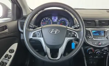Hyundai Solaris 2015 года за 24 990 BYN в Минск
