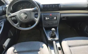 Audi A4 2000 года за 16 990 BYN в Барановичи