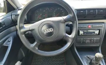 Audi A4 2000 года за 16 990 BYN в Барановичи