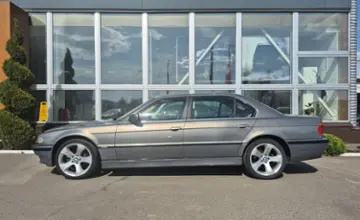 BMW 7 серии 2001 года за 23 590 BYN в Могилев