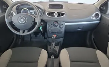 Renault Clio 2009 года за 14 990 BYN в Минск