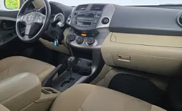 Toyota RAV4 2010 года за 29 990 BYN в Минск
