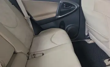 Toyota RAV4 2010 года за 29 990 BYN в Минск