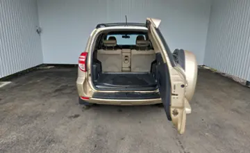 Toyota RAV4 2010 года за 29 990 BYN в Минск