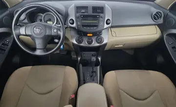 Toyota RAV4 2010 года за 29 990 BYN в Минск