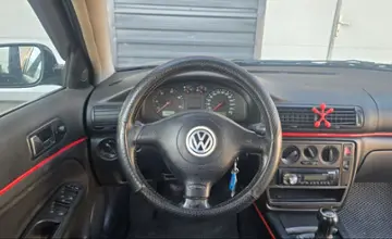 Volkswagen Passat 1999 года за 9 990 BYN в Гродно