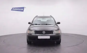 Volkswagen Passat 1999 года за 9 990 BYN в Гродно