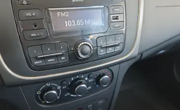 Renault Sandero 2018 года за 28 990 BYN в Минск