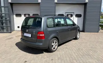 Volkswagen Touran 2004 года за 13 990 BYN в Гродно