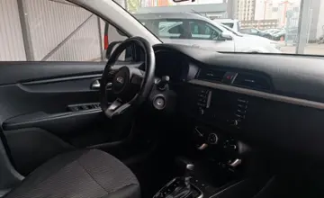 Kia Rio 2017 года за 38 990 BYN в Минск