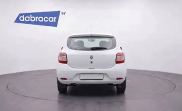 Renault Sandero 2015 года за 15 090 BYN в Могилев