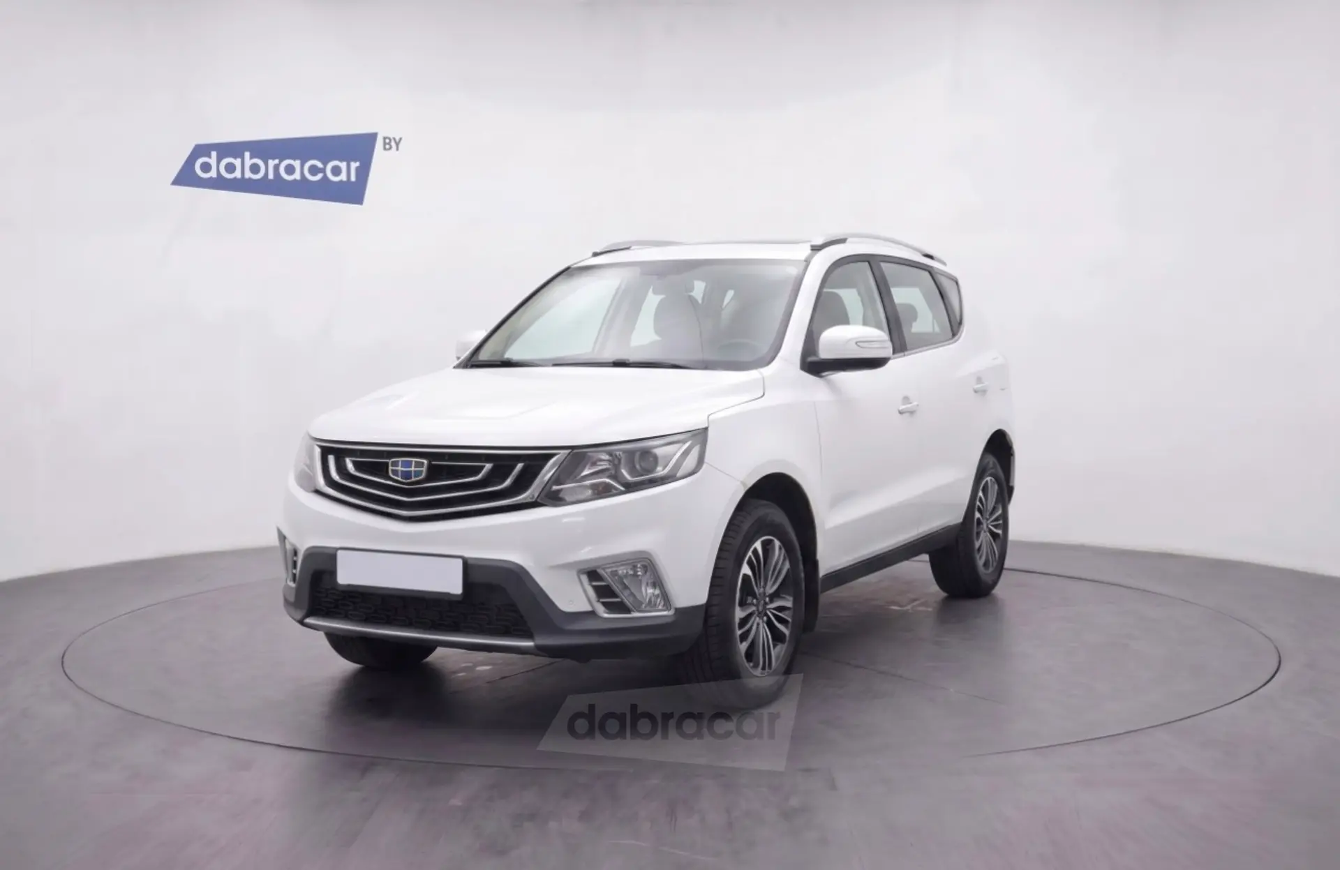 Geely Emgrand X7 2018 года за 28 990 BYN в Минск