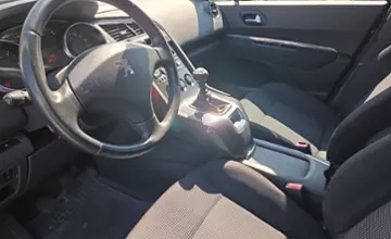 Peugeot 5008 2010 года за 24 990 BYN в Минск