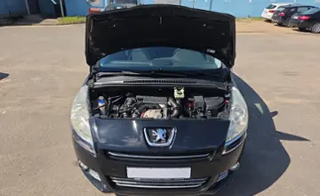 Peugeot 5008 2010 года за 24 990 BYN в Минск