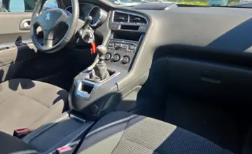 Peugeot 5008 2010 года за 24 990 BYN в Минск