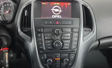 Opel Astra 2013 года за 22 990 BYN в Минск