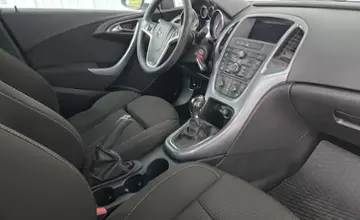 Opel Astra 2013 года за 22 990 BYN в Минск