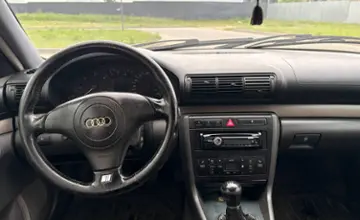 Audi A4 2001 года за 13 990 BYN в Барановичи