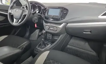 LADA (ВАЗ) Vesta Cross 2017 года за 33 990 BYN в Минск