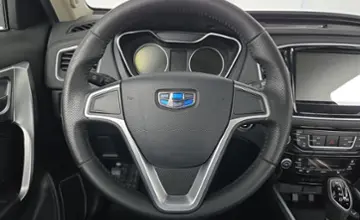 Geely Emgrand X7 2018 года за 32 990 BYN в Минск