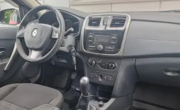 Renault Logan 2015 года за 23 990 BYN в Витебск