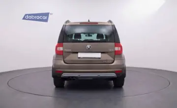 Skoda Yeti 2014 года за 22 100 BYN в Минск