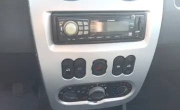 Renault Sandero 2011 года за 9 500 BYN в Минск
