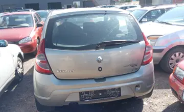 Renault Sandero 2011 года за 9 500 BYN в Минск