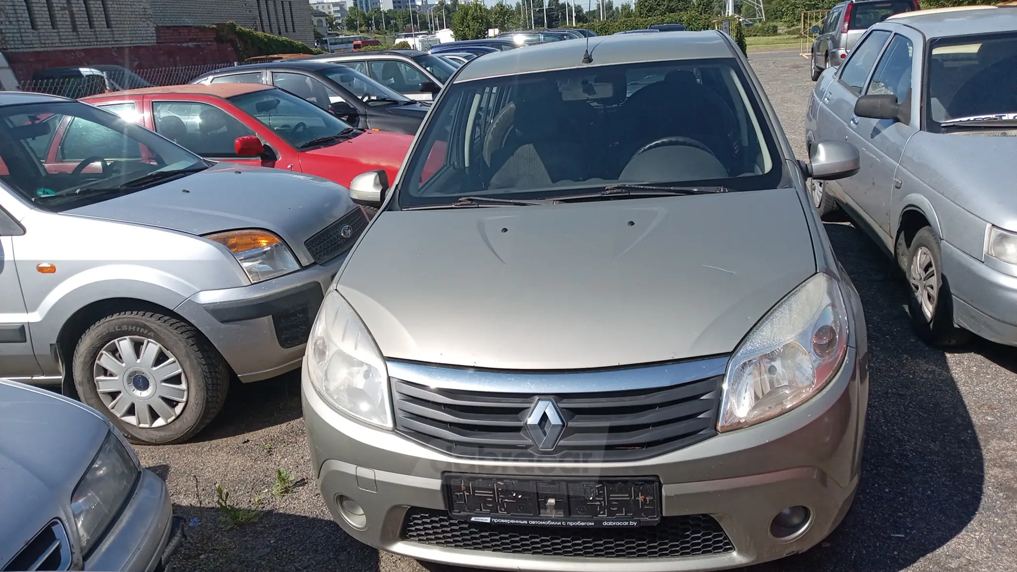 Renault Sandero 2011 года за 9 500 BYN в Минск