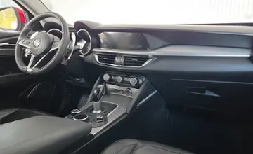 Alfa Romeo Stelvio 2017 года за 67 090 BYN в Минск