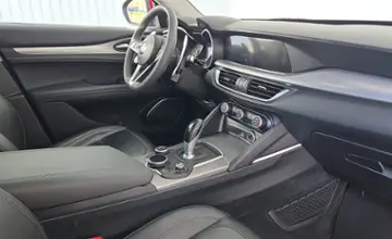 Alfa Romeo Stelvio 2017 года за 67 090 BYN в Минск