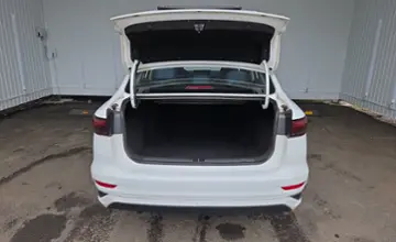 Geely Emgrand 2023 года за 37 000 BYN в Минск