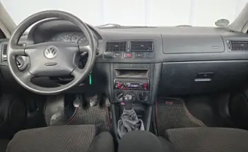 Volkswagen Golf 2000 года за 10 990 BYN в Минск