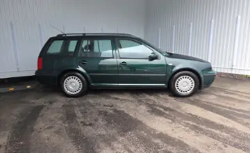 Volkswagen Golf 2000 года за 10 990 BYN в Минск
