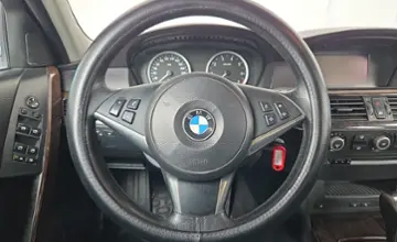BMW 5 серии 2004 года за 19 900 BYN в Минск