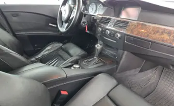 BMW 5 серии 2004 года за 19 900 BYN в Минск