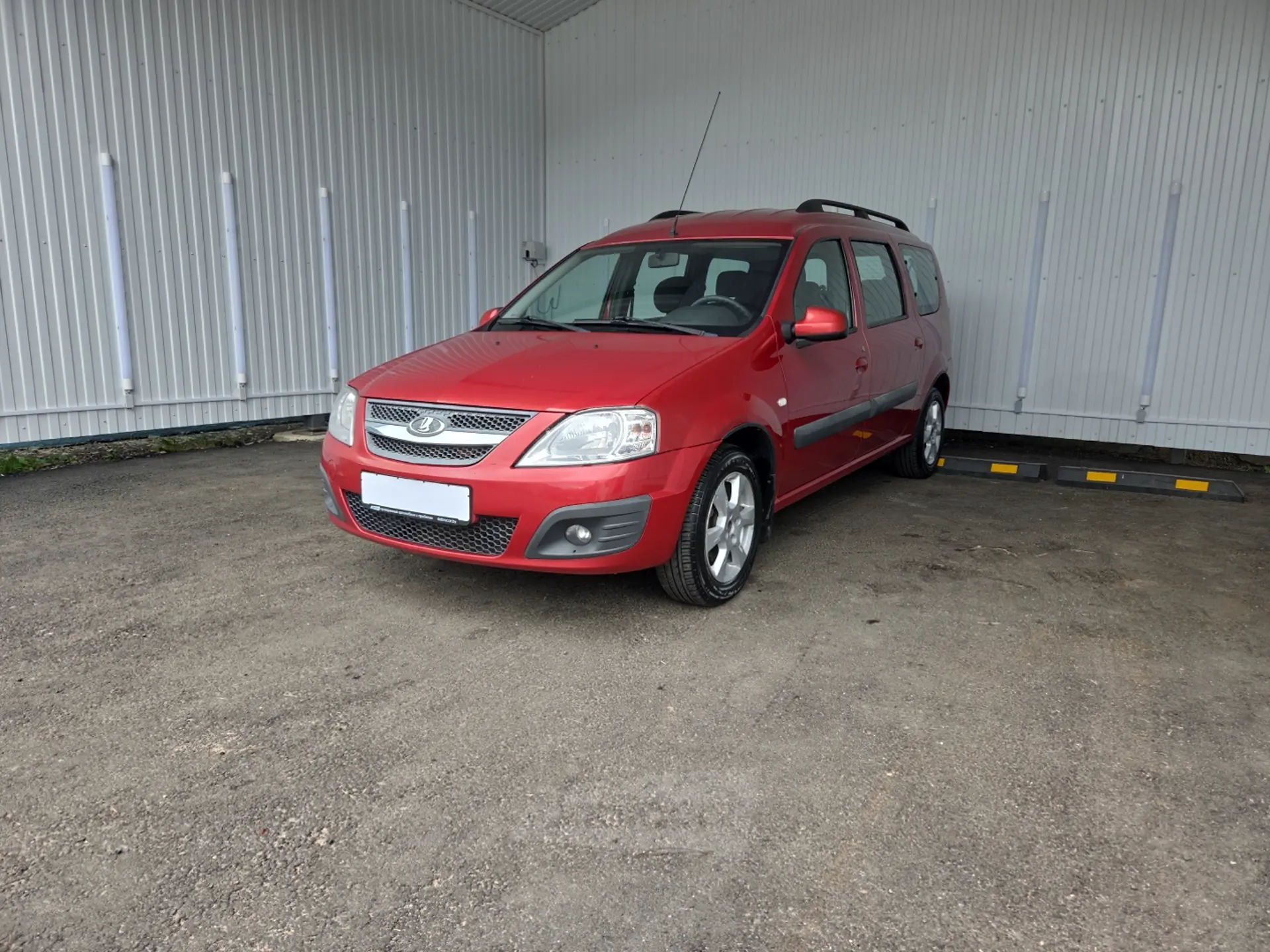 LADA (ВАЗ) Largus 2017 года за 24 990 BYN в Минск